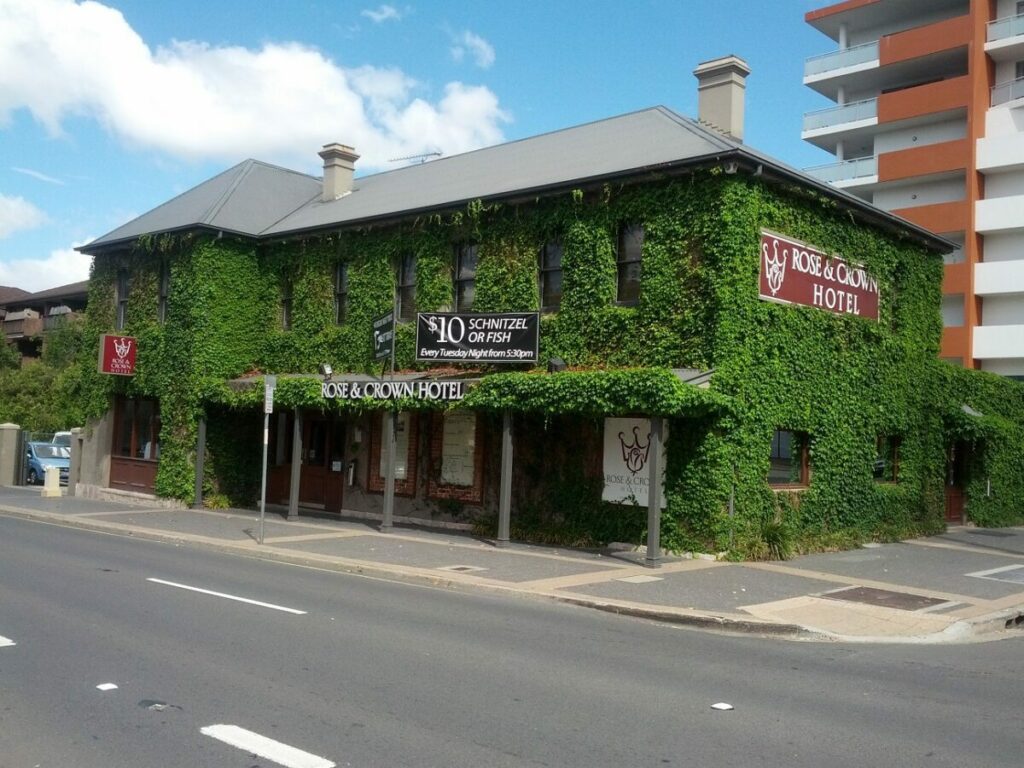 Sanction d'un pub australien par le régulateur local